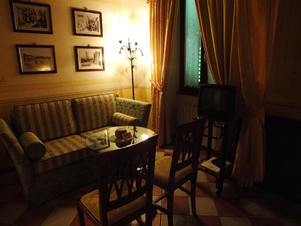 La Contrada Dei Monti Hotel Orta San Giulio Kültér fotó