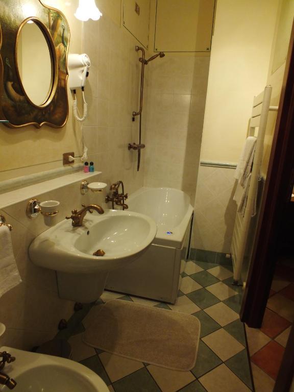 La Contrada Dei Monti Hotel Orta San Giulio Kültér fotó